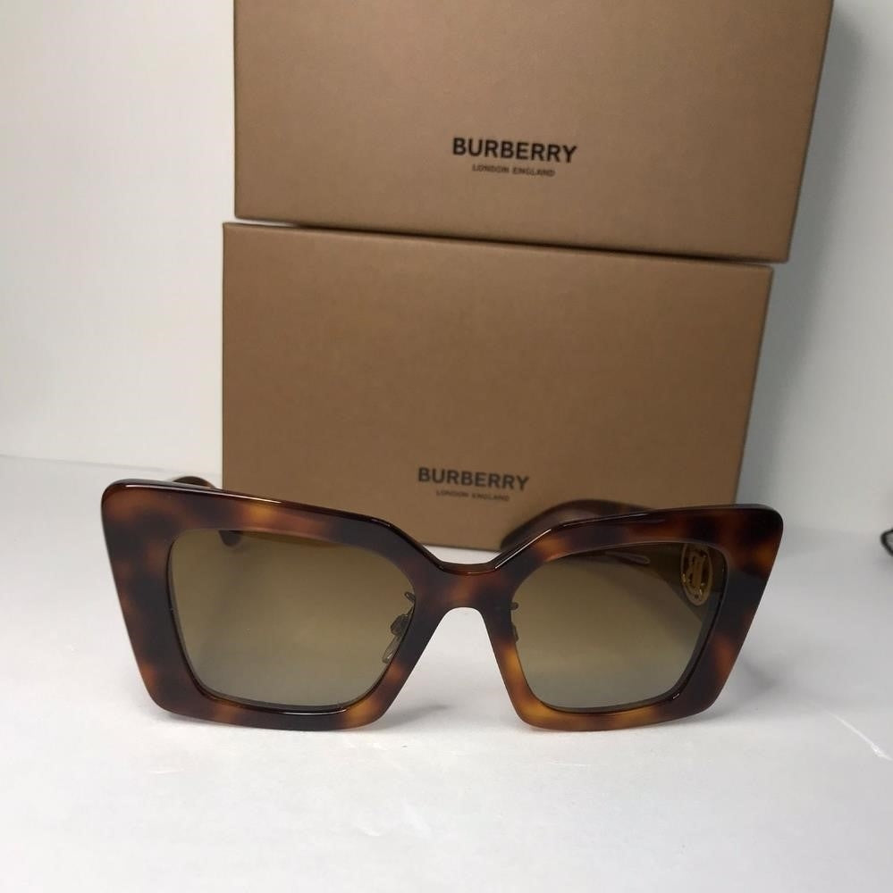 New - 💯 OriginBurberry BE4344 Women's Square Polarised Sunglasses, Light Havan