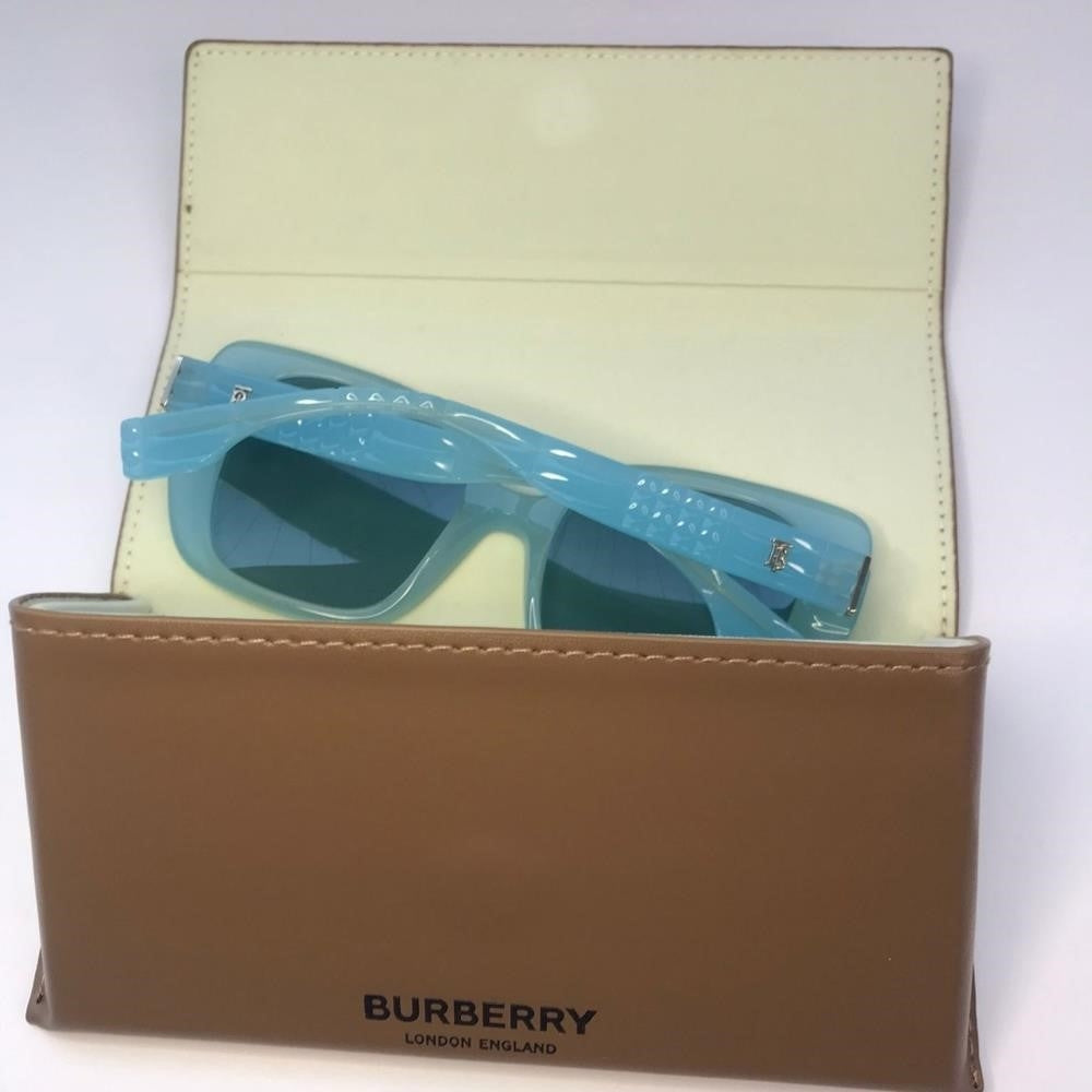 New 💯 Original Burberry BE 4371 4086  Women's Sunglasses, Helena