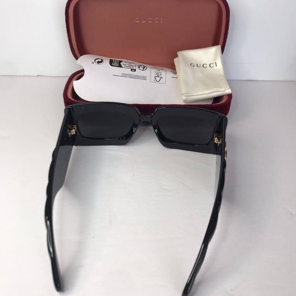 💯 - Authentic New Gucci GG0811S 001 Black / Grey Lenses