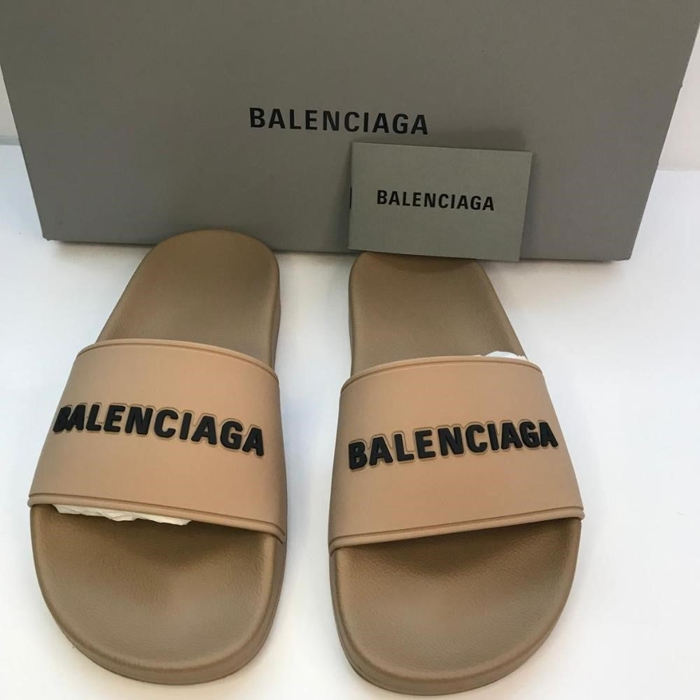 New 💯 Original Balenciaga Trendy POOL SLIDE SANDAL IN BEIGE