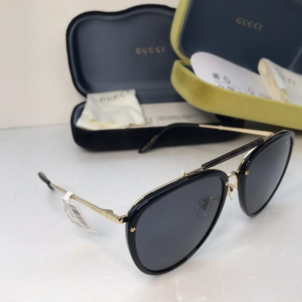 New - 💯 Original  Gucci GG0672S Unisex Aviator Sunglasses, Black/Grey