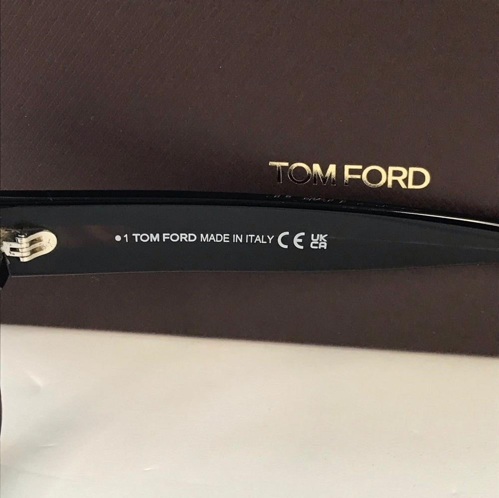 New 💯 Original Tom Ford TF5040-B Blue Light Eyeglasses