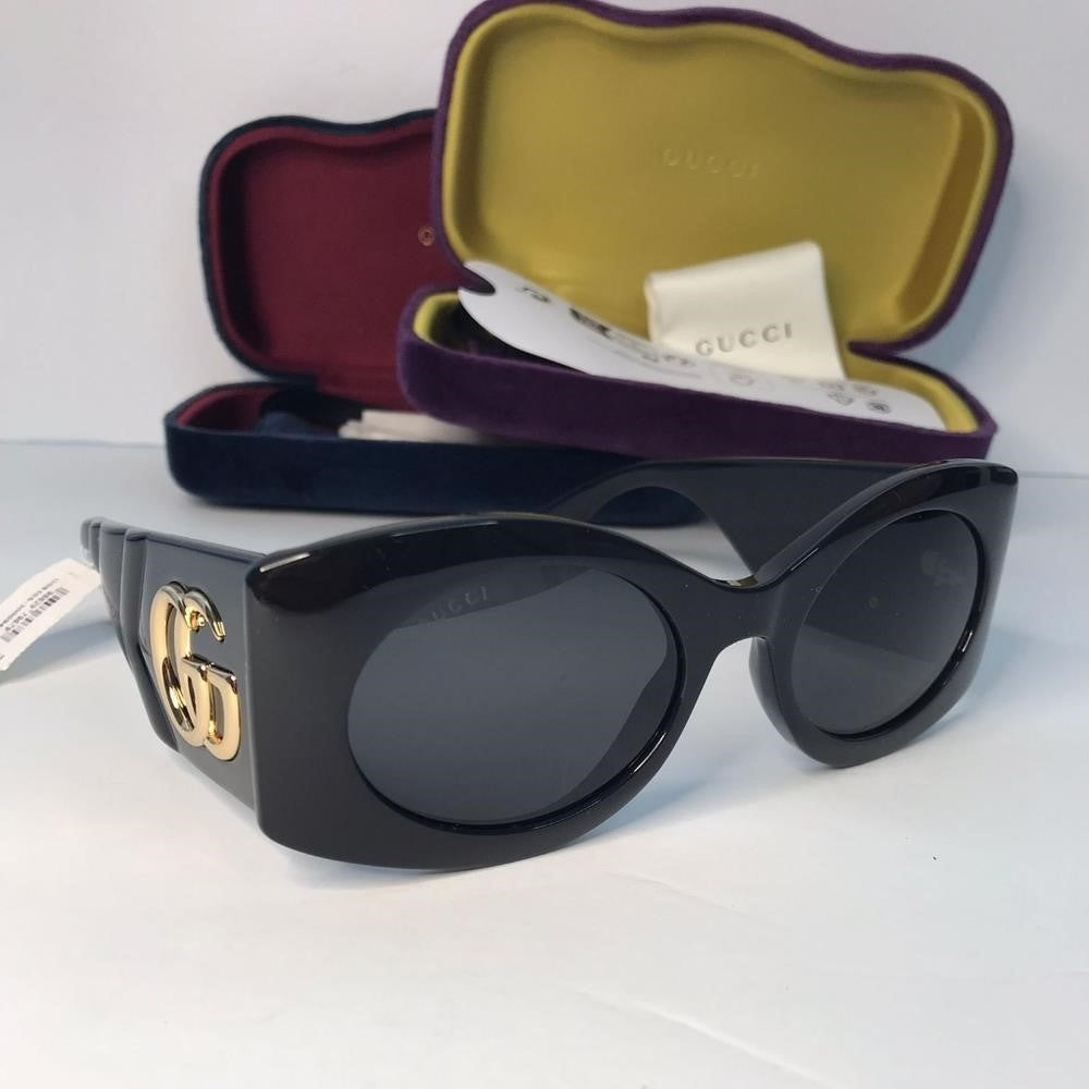 New- 💯 Original  Gucci GG0810S 001 Oval Quilted Thick Rim sunglasse