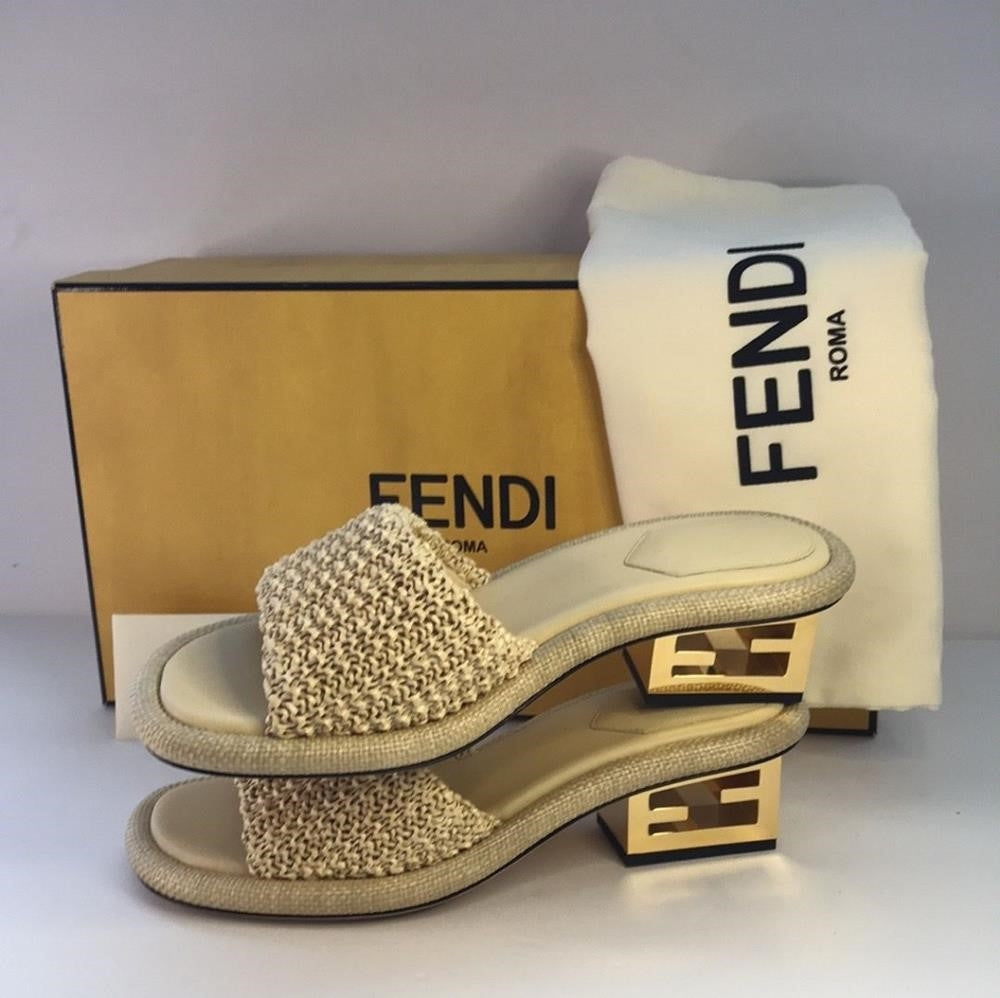 New 💯 Original FENDI RAFFIA MULES 60mm Slide Sandals