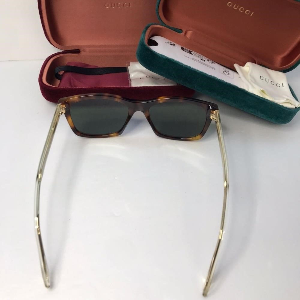 New - 💯 original  Gucci Green Rectangular Men's Sunglasses GG0558S 003