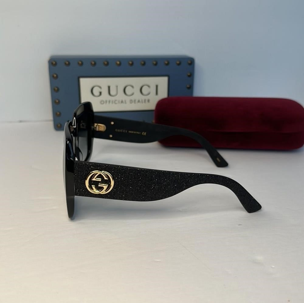 💯 - Authentic New Gucci sunglasses Urban GG0102S 001