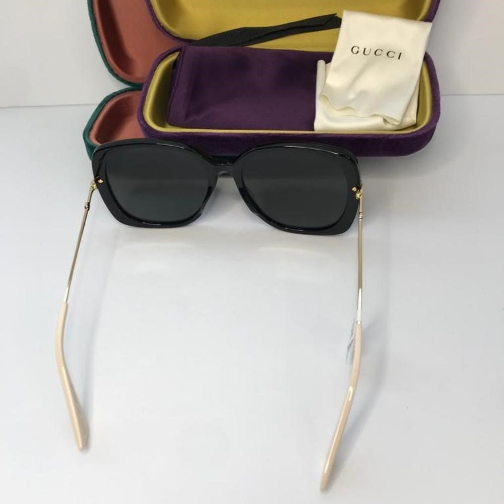 New 💯 Original  Gucci Square Acetate Sunglasses Black Gucci Eyewear