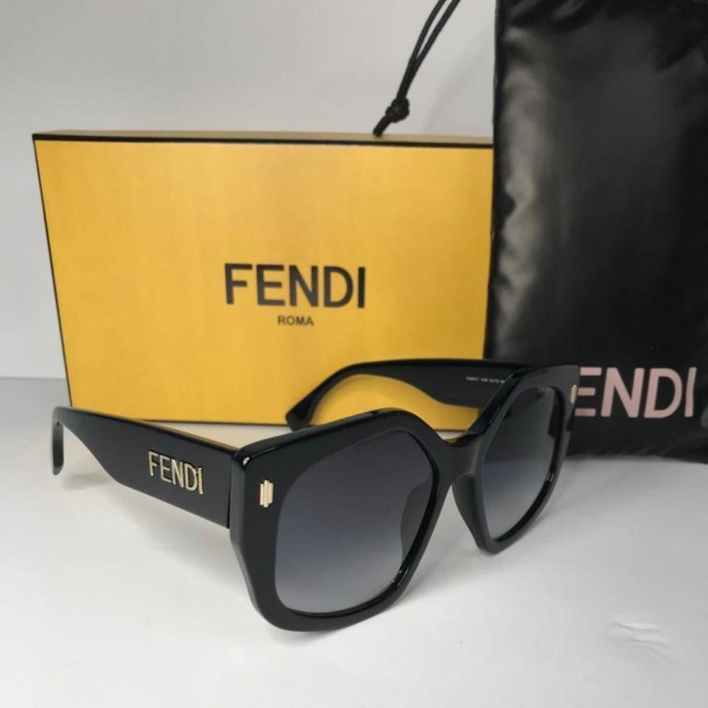 💯 Original  FENDI FE40017I OVERSIZED SUNGLASSES IN BLACK