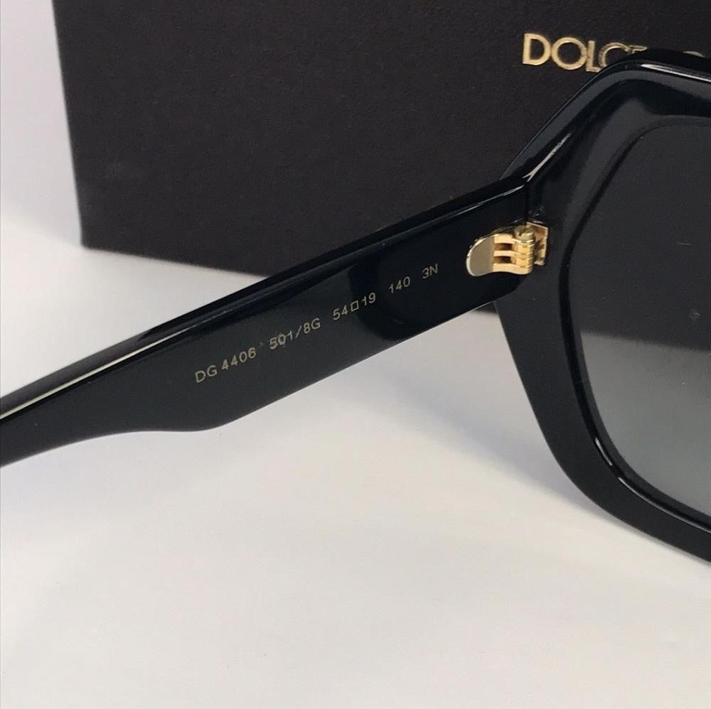 New Authentic Dolce and Gabbana Gradient Black Irregular Ladies Sunglasses DG440