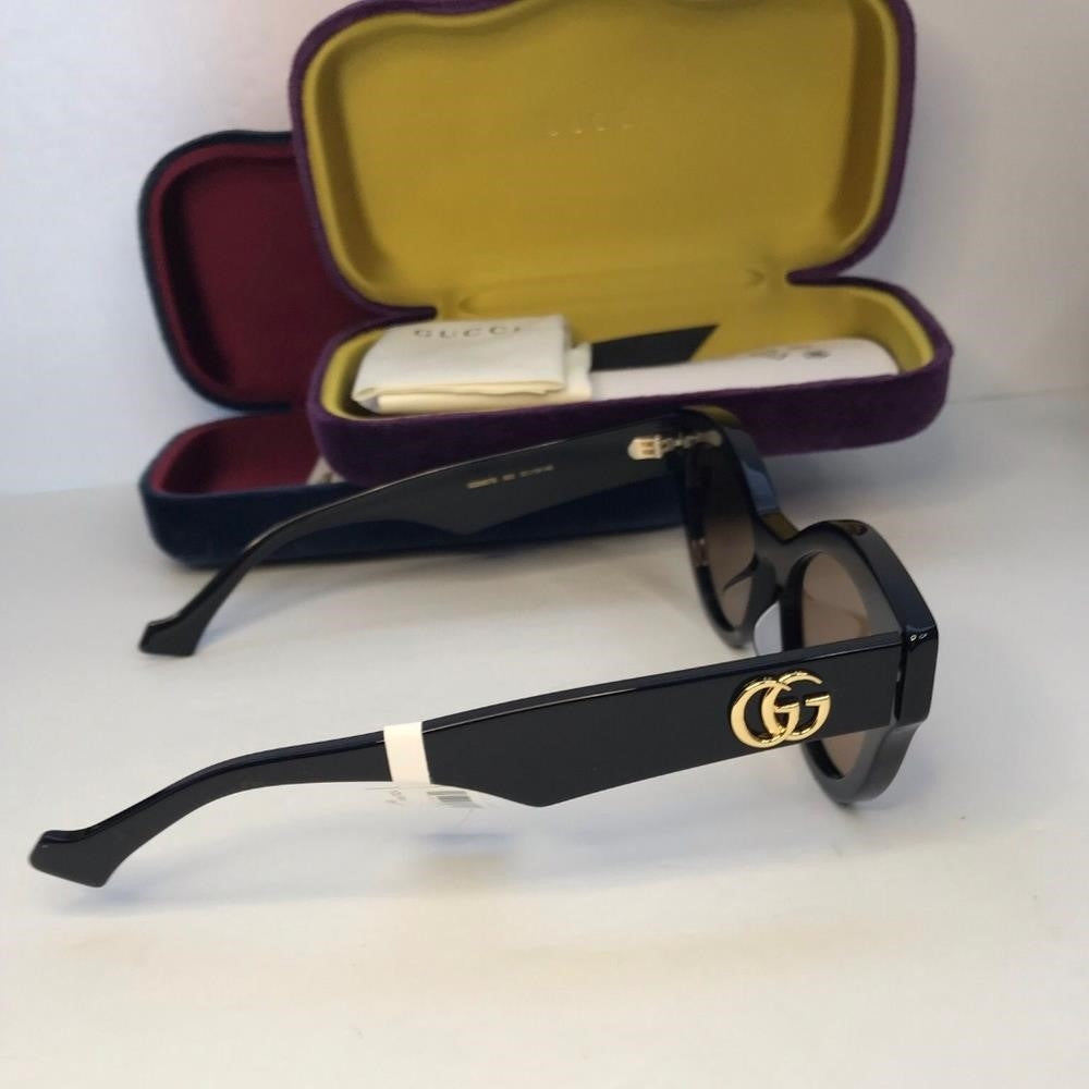 New- 💯 Original Gucci  Cat Eye Ladies Sunglasses GG0957S 003  51.