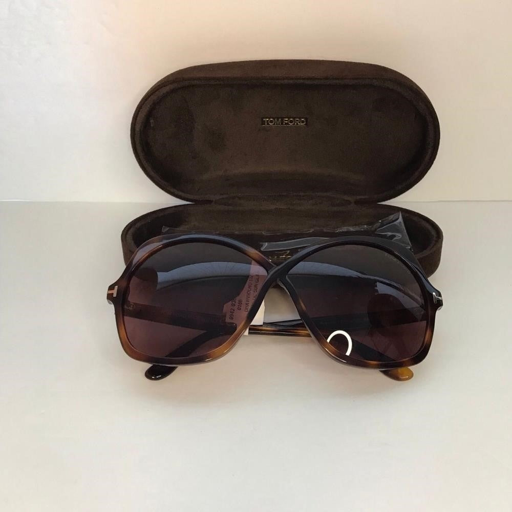 New- 💯 Original Tom Ford Rosemin 64mm Gradient Oversize Butterfly Sunglasses