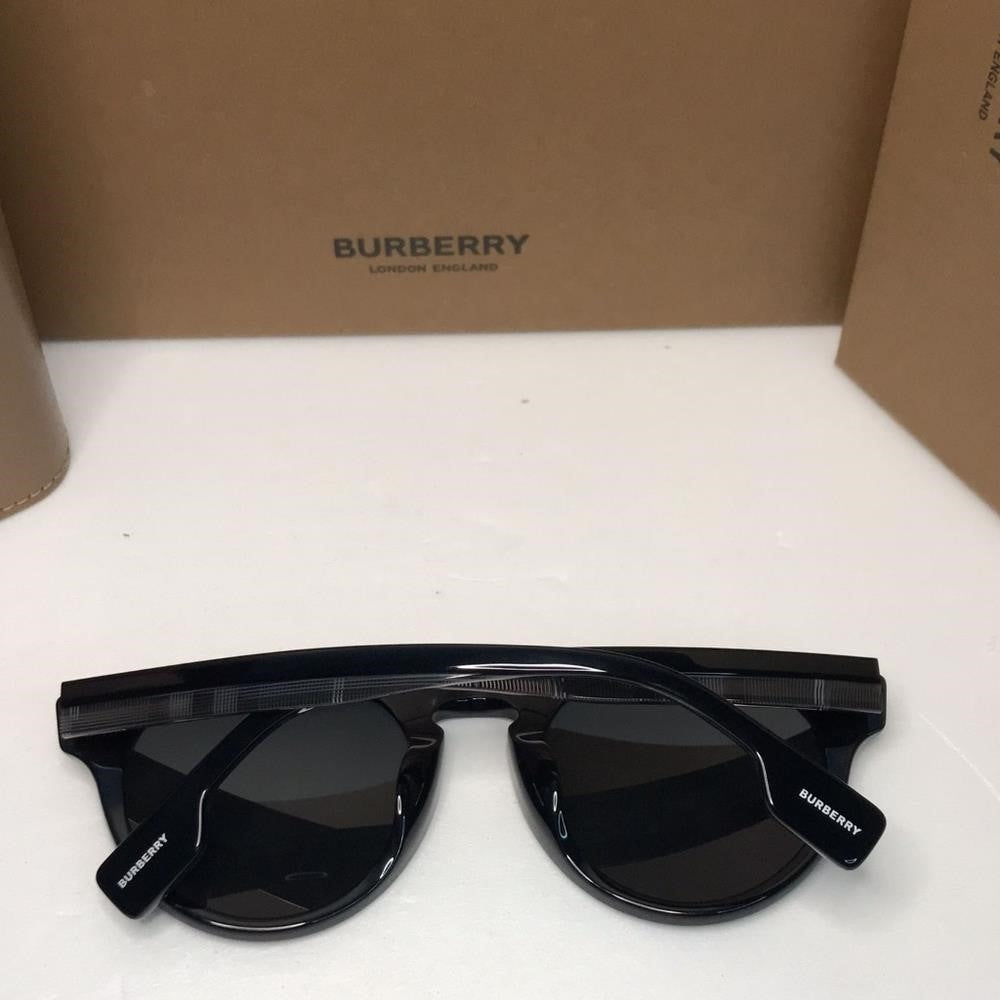 New - 💯 Original  BURBERRY BE4359 REID Black  Round  sunglasses