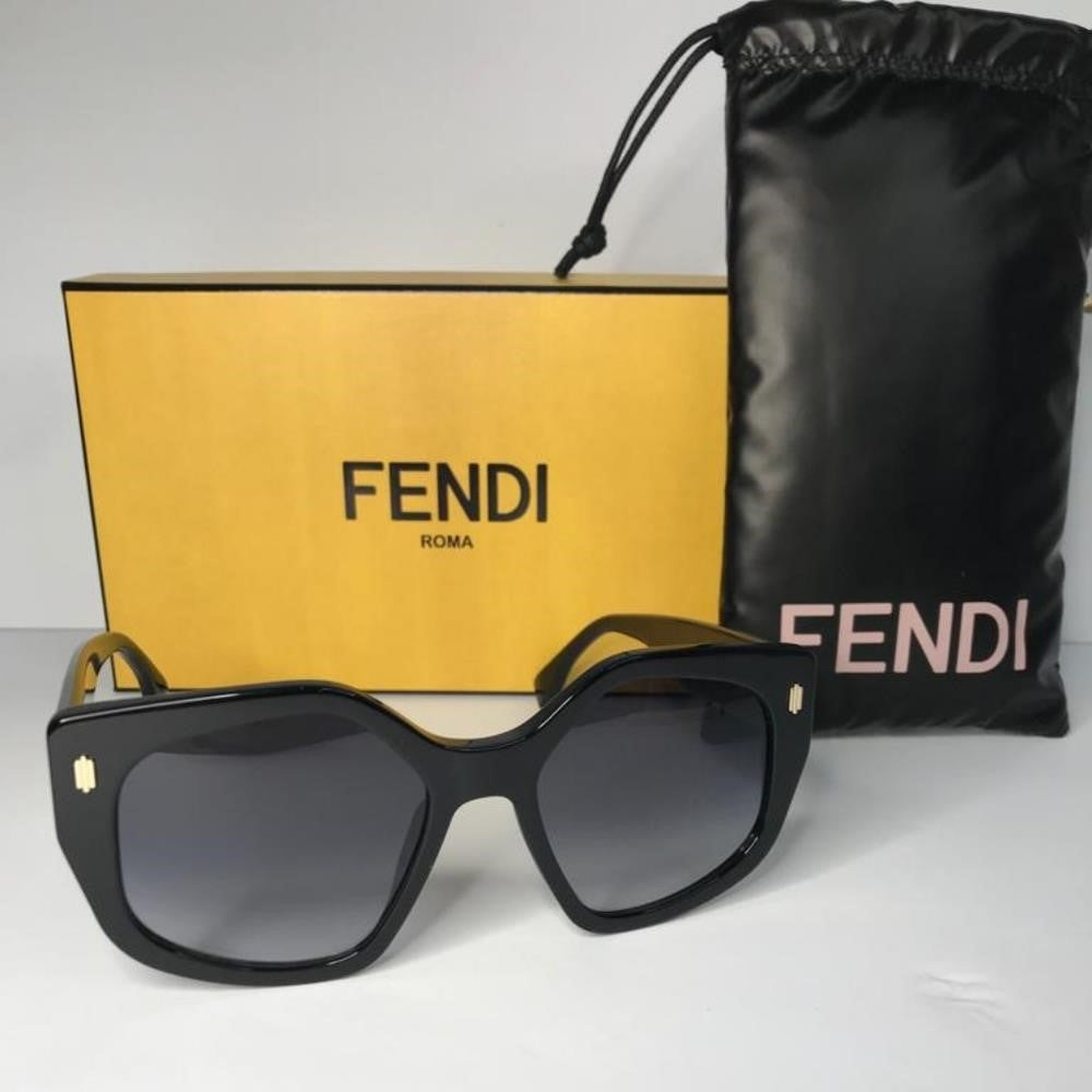 💯 Original  FENDI FE40017I OVERSIZED SUNGLASSES IN BLACK