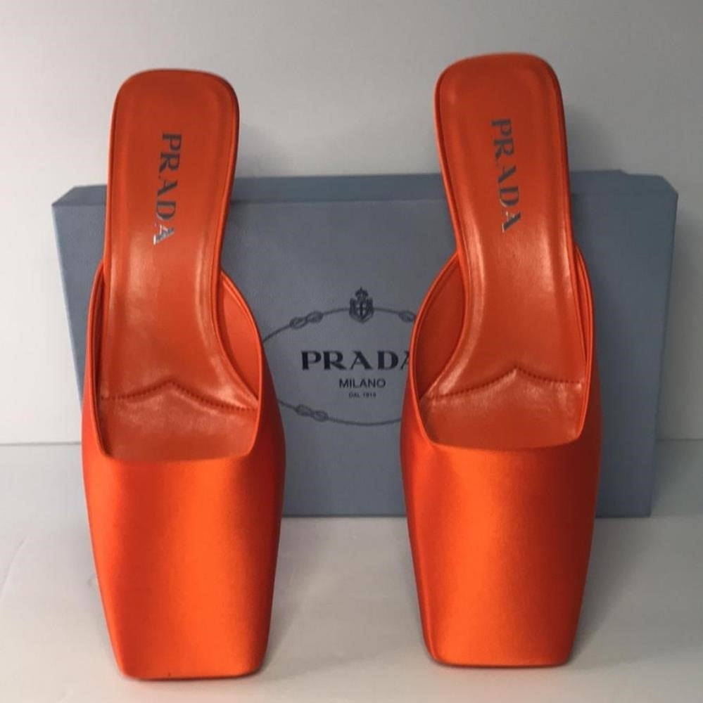 New 💯 Original PRADA Women's Satin Mules Orange Sandals