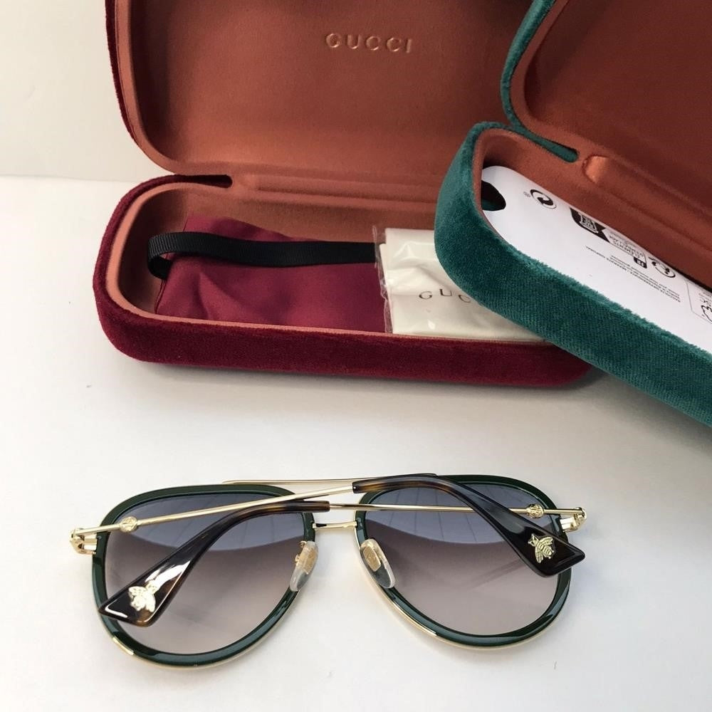 New Gucci Sunglasses Green/Red Grey Gradient Pilot Unisex GG0062S 003 57