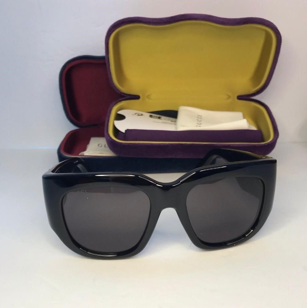 New 💯 Original Gucci Grey Square Ladies Sunglasses GG1545S 001 53.