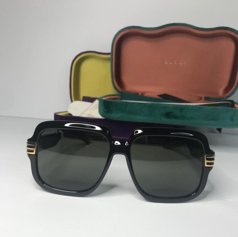 💯 Original  GUCCI GG0979S 001 Oversized Square Acetate Sunglasses - Black