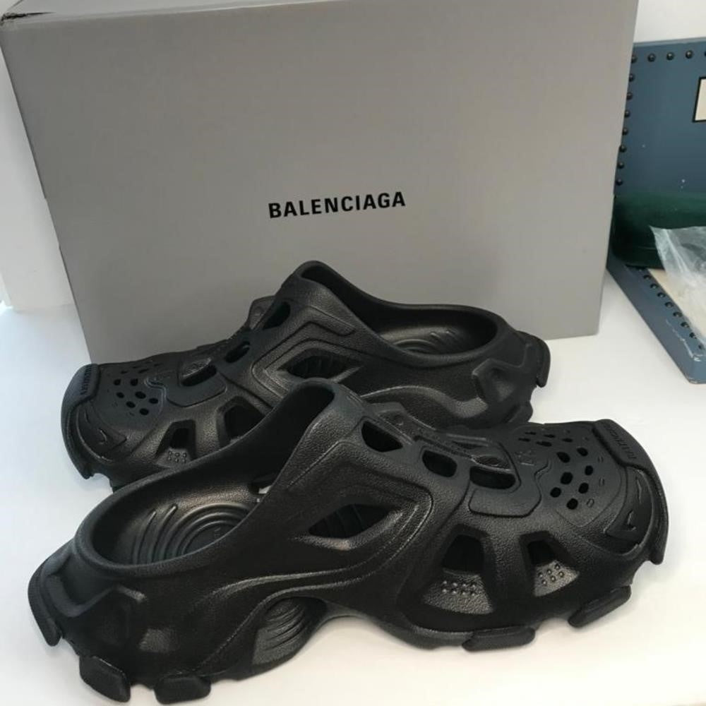 💯New Authentic ConsciousBalenciagaHD cut-out mules