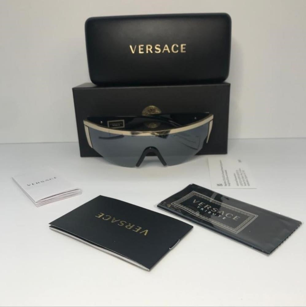 New- 💯 Original Versace Sunglasses Men's 2197 1261/87 Matte Black/Grey Lenses