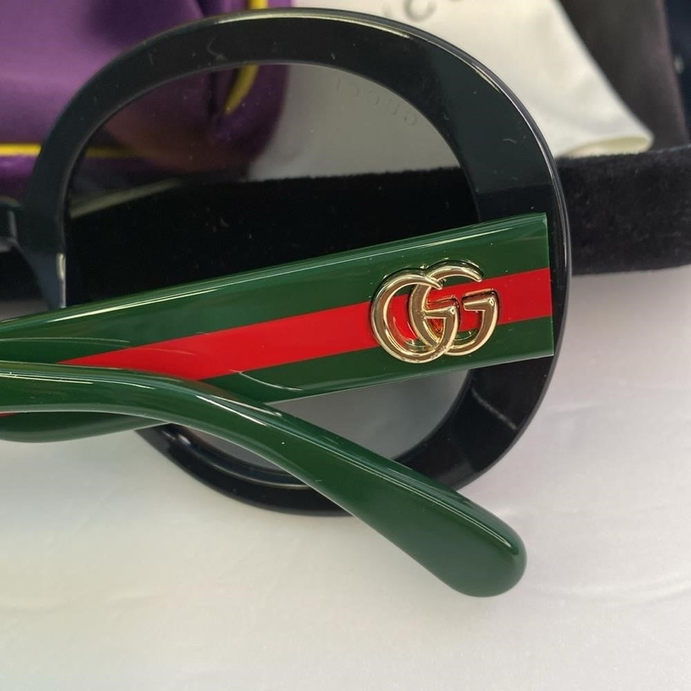 New 💯 Authentic Gucci Black/Web GG0712S Round Sunglasses