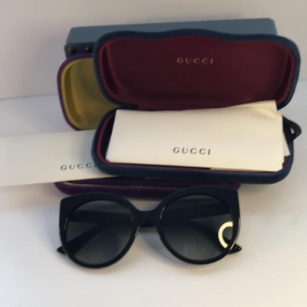 - New 💯 Original Gucci Ladies Black Cat-Eye Sunglasses GG0325S 001 55