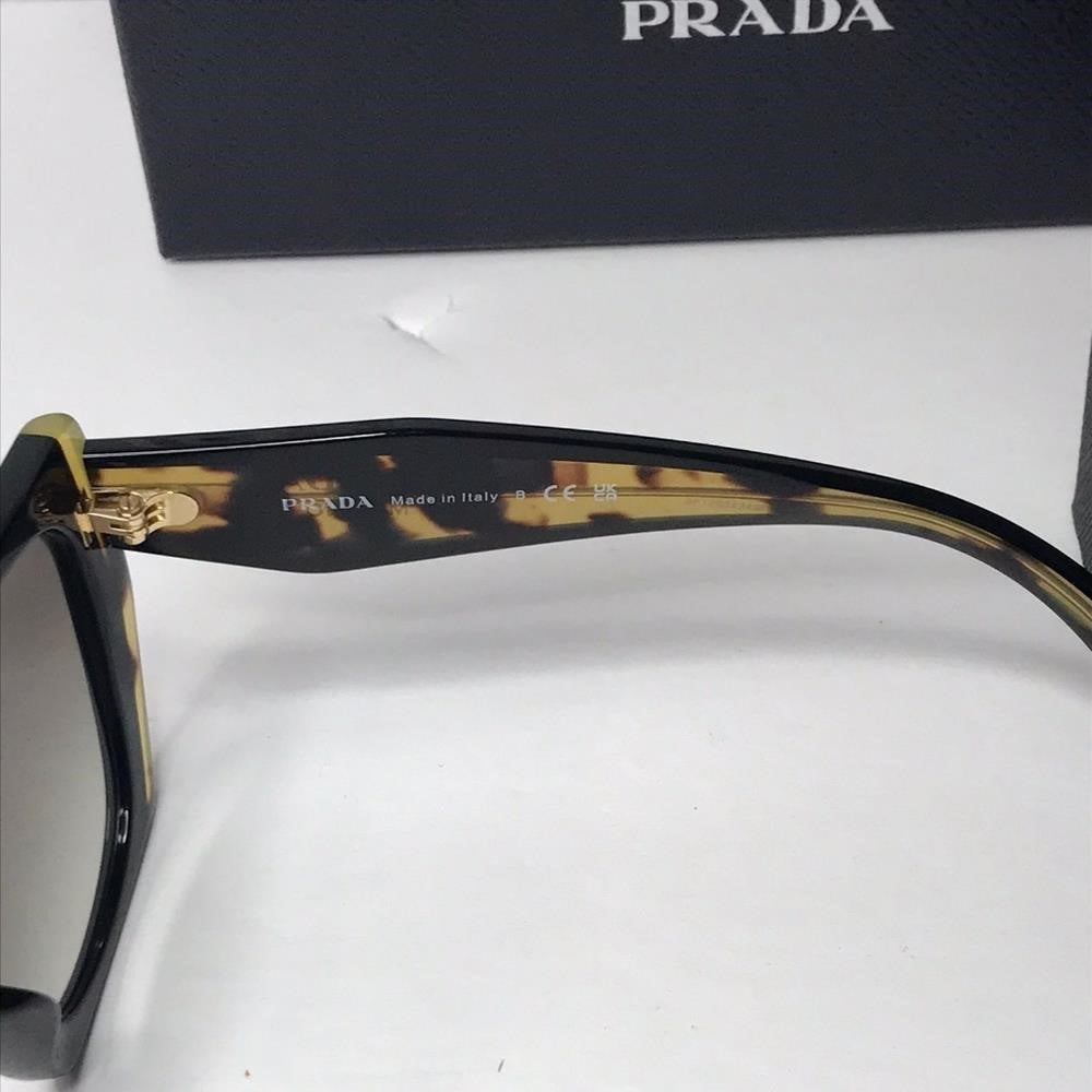 💯 - Authentic New PRADA PR 15WS3890A7 Black / Medium Tortoise Sunglasses