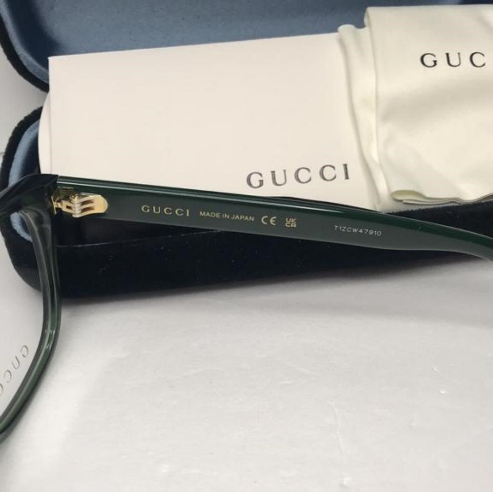 New- 💯 Original Gucci GG0004ON 011 Green with Red Stripe Square Men`s Eyeglas