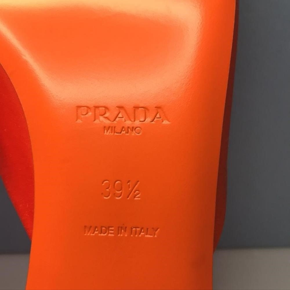 New 💯 Original PRADA Women's Satin Mules Orange Sandals