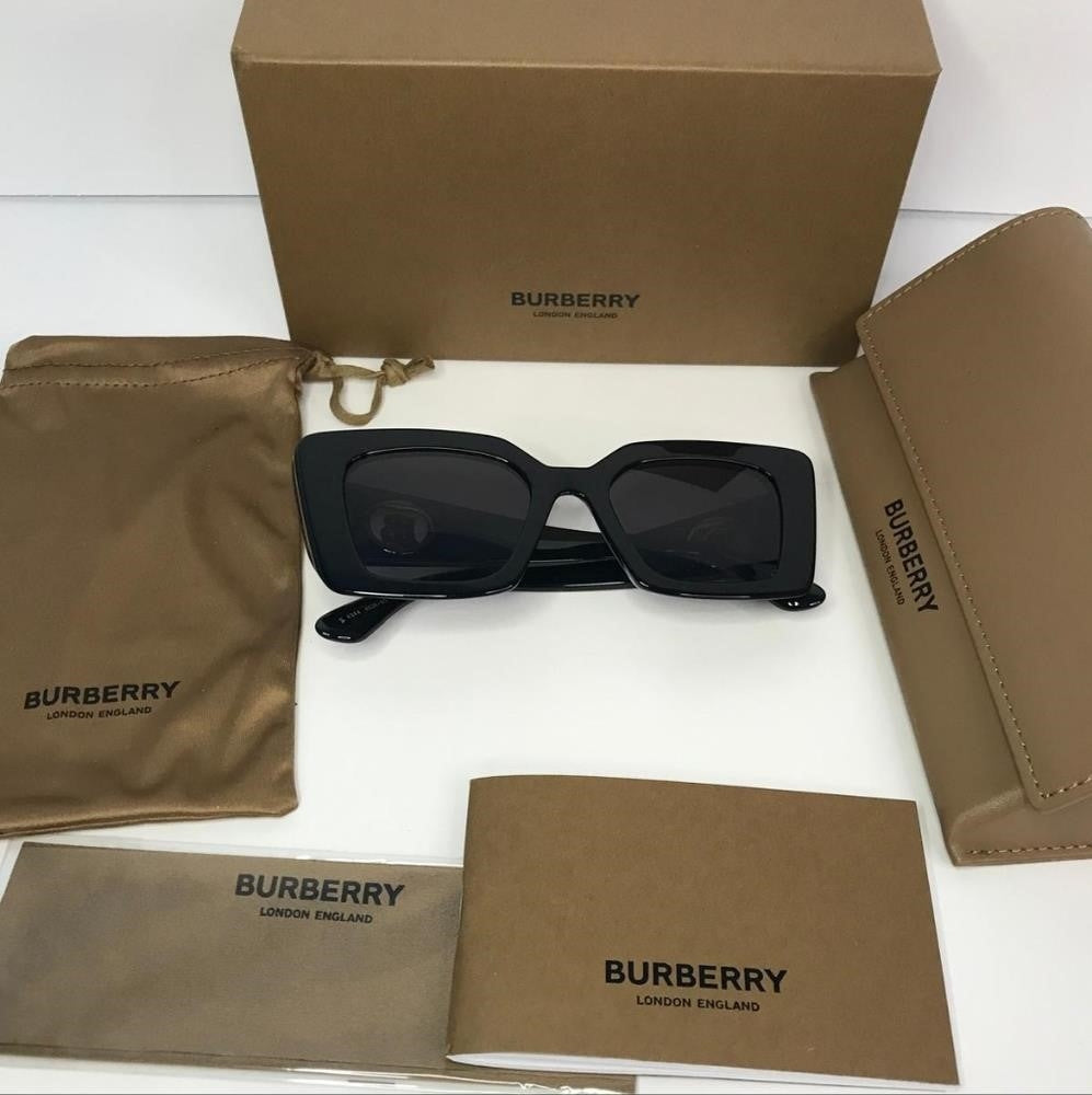 - New 💯 Original Burberry BE4344-40368G 51 Daisy Sunglasses Black Frame Gr