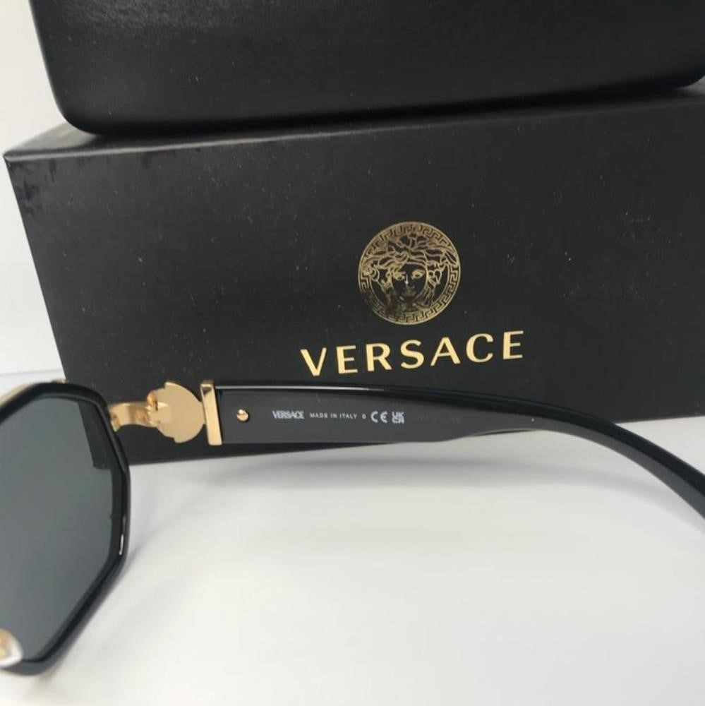 💯 Original VERSACE VE2228 100287 Dark Gray Irregular Men's Sunglasses