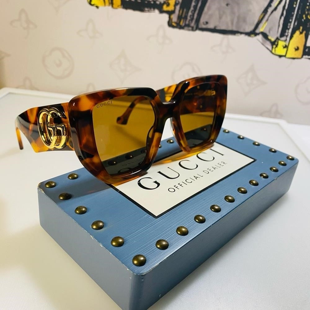 New Gucci Brown Geometric Ladies Sunglasses Oversized GG0956S 007 54