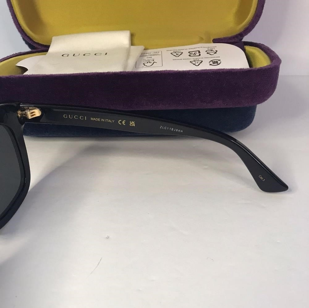 New- 💯 Original Gucci GG0326S 001 Sunglasses with Case and Bag