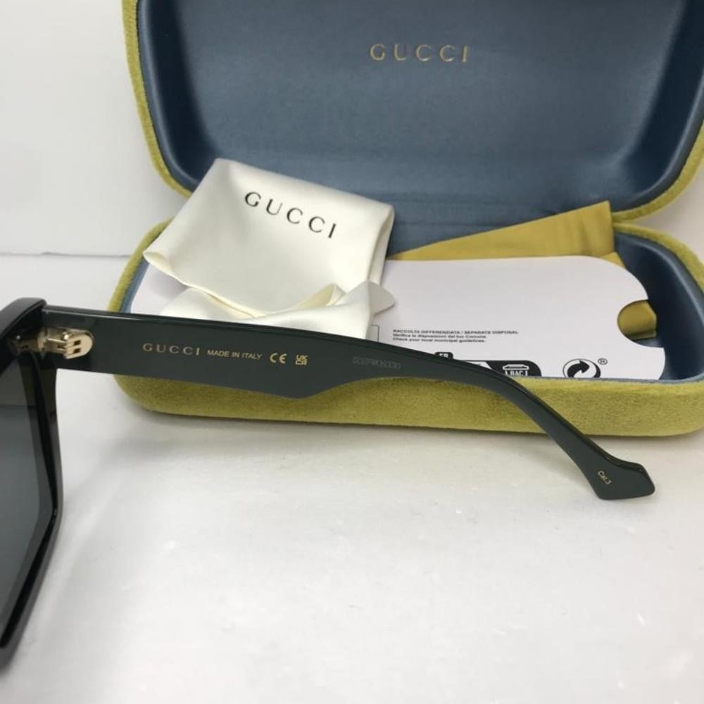 🔥 - New- 💯original  Gucci Grey Shield  Sunglasses GG0997S