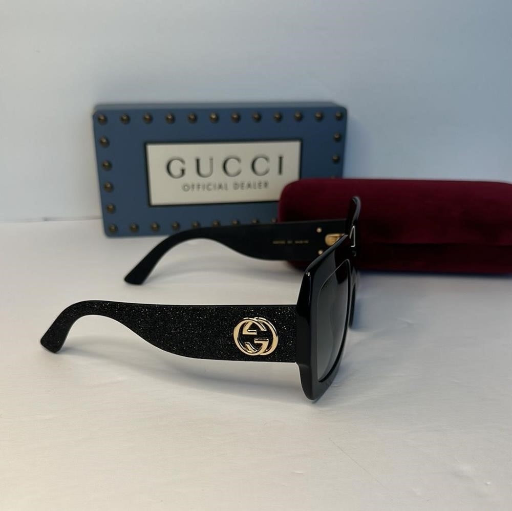 💯 - Authentic New Gucci sunglasses Urban GG0102S 001