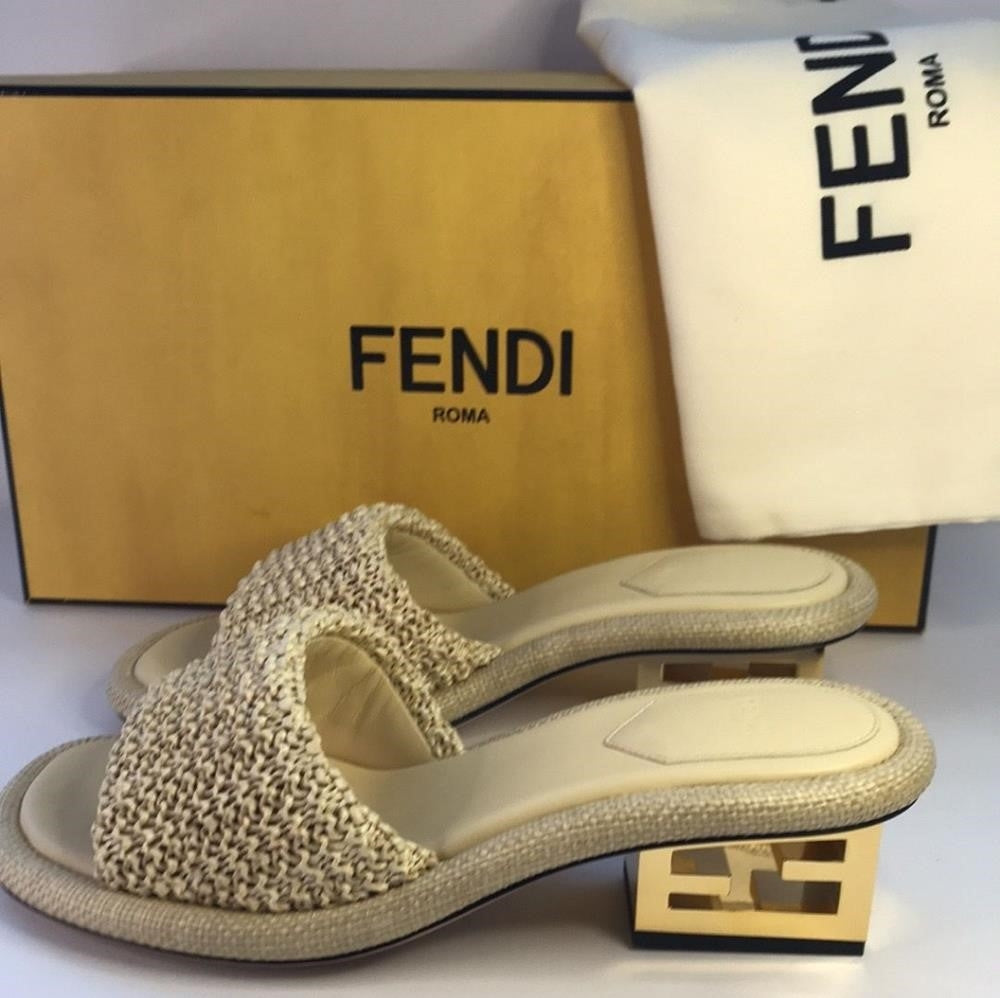 New 💯 Original FENDI RAFFIA MULES 60mm Slide Sandals