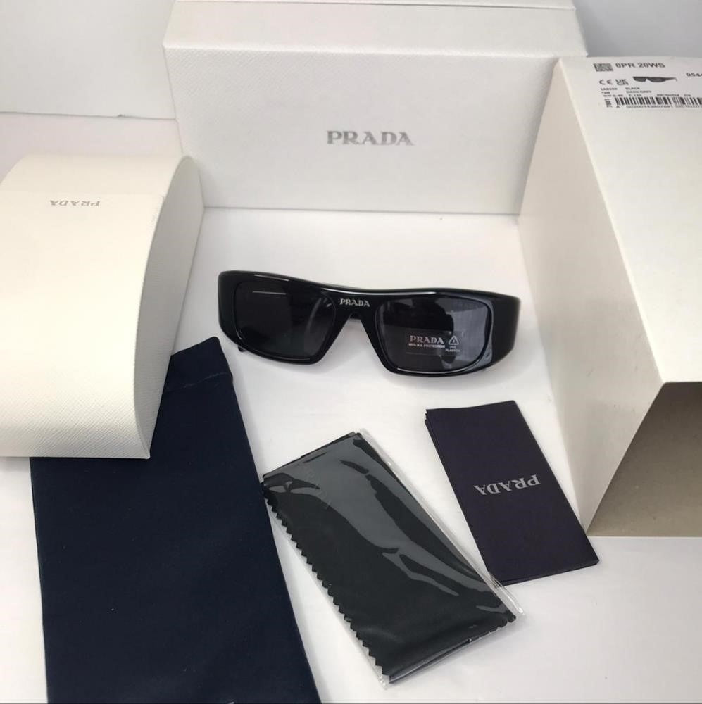 Authentic New Prada Eyewear Women's 0PR 20WS Sunglasses in Black | FW23/24